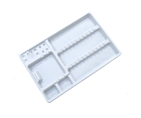 Disposable plastic trays x 50